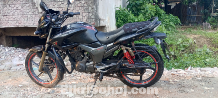 হিরো হাংক